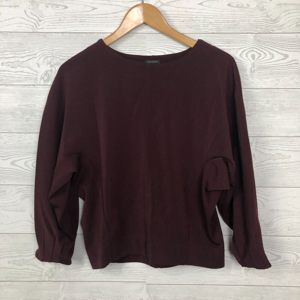 Ann Taylor Women's XS Long Sleeve Blouse Pleated Cuff Scoop Neck Shirt Top